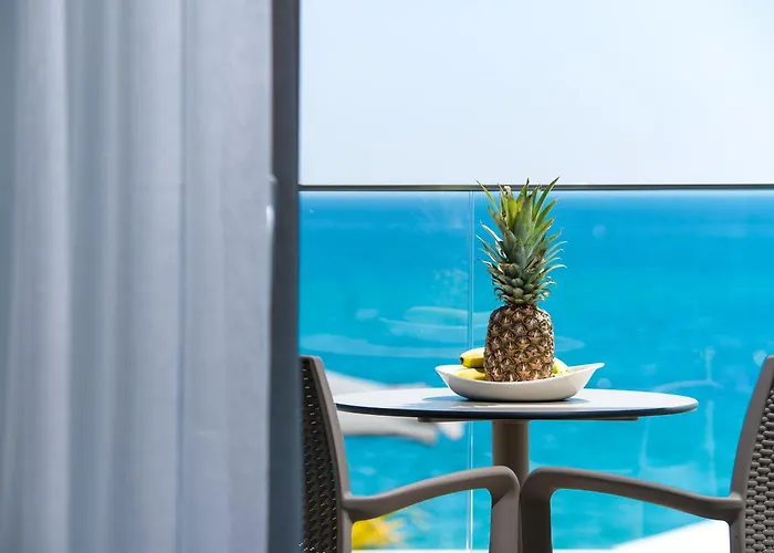 Hotel Aegean Infinity Deluxe 4*